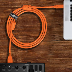 UDG Ultimate kaapeli USB 3.2 C-A oranssi suora 1,5m