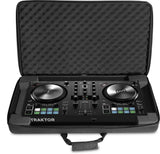 UDG Creator NI Traktor Kontrol S4 MK3/S2 MK3/Numark Mixstream Pro -kova kotelo, musta