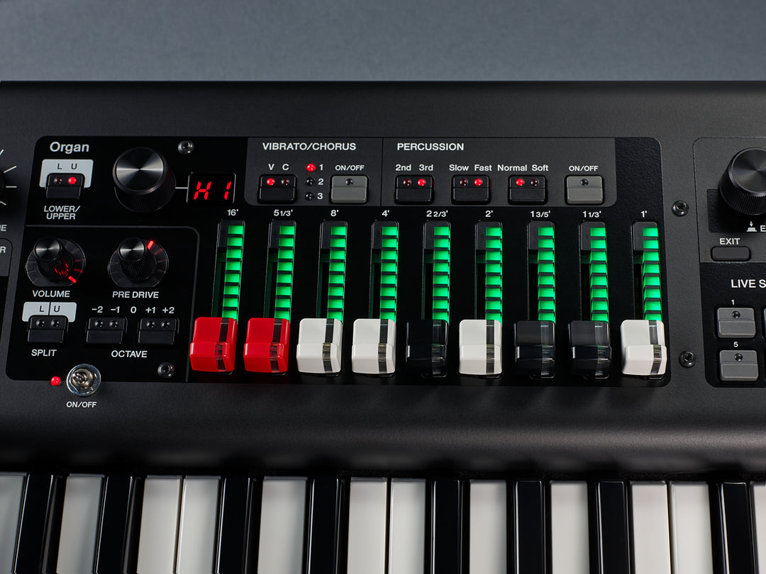 Yamaha YC61 Digital Stage Kosketinsoittimet (Waterfall)