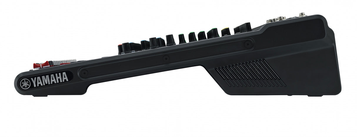 Yamaha MG20XU sekoitin