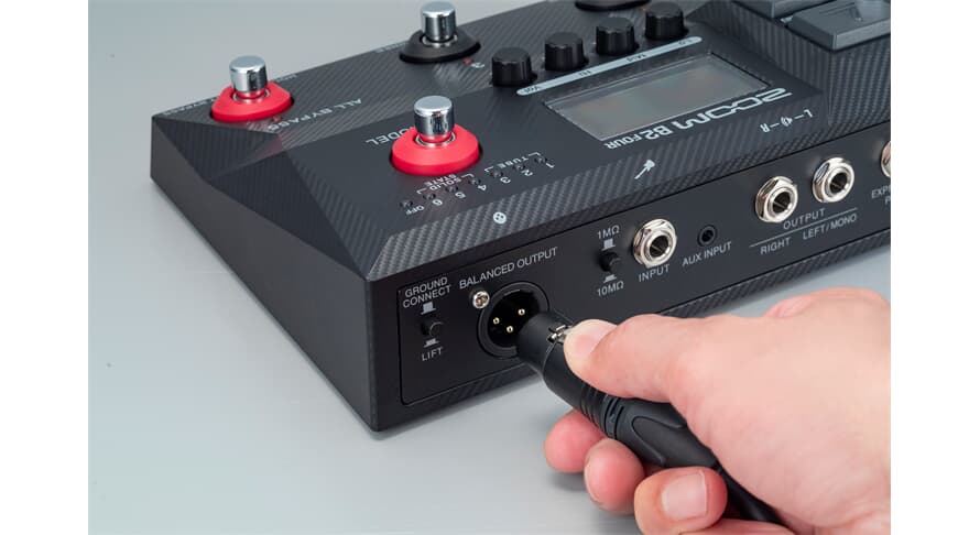 Zoom B2 FOUR Basso Multiefekti