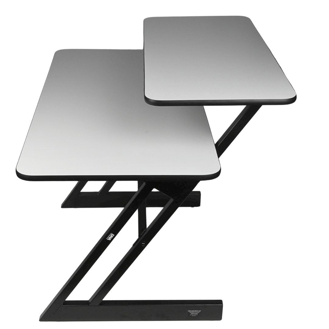 Opiskelu pöytä hyllyillä ja ulosvedettävällä alustalla keyboard (120 cm)