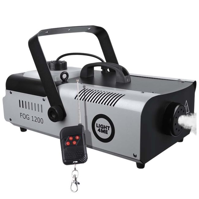 Light4Me Fog 1200 savukone 1200W med Trådløs & Kablet Fjernbetjening