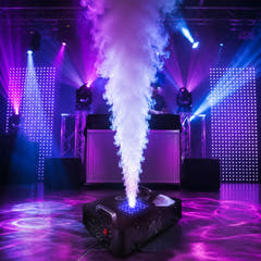 Light4Me JET-1500LED pystysuora Fog Machine LED