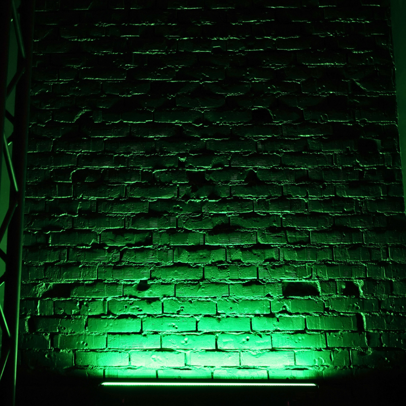 Light4Me Strobe Multi Bar LED-strobe ja blinder