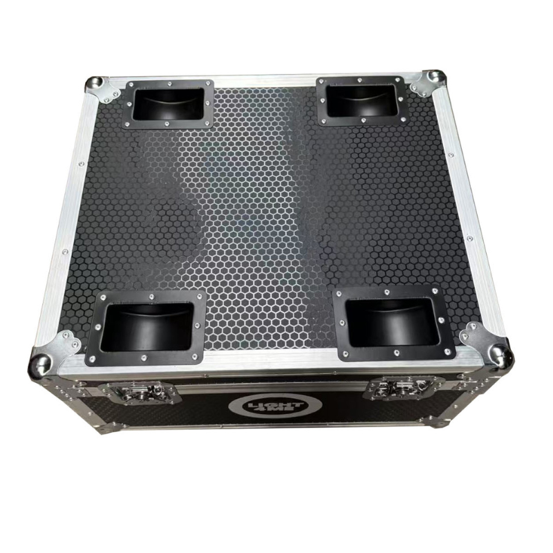 Lentolaukku 4 x Light4Me VENOM STROBE -laitteelle