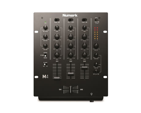 Numark M4 DJ-mikseri (Musta)
