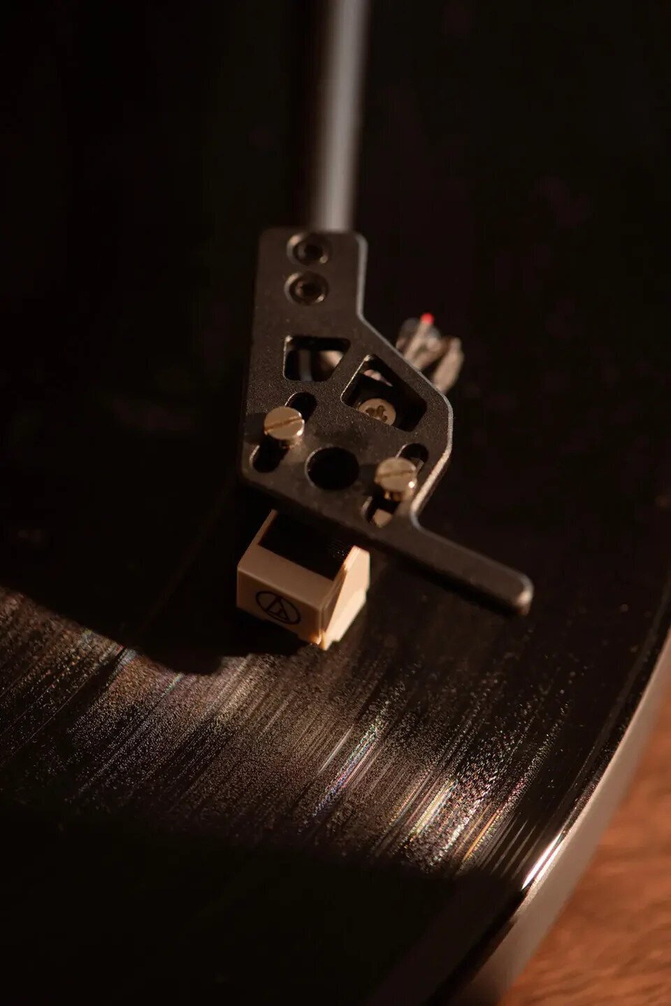 Crosley Stave Levysoitin, pähkinä
