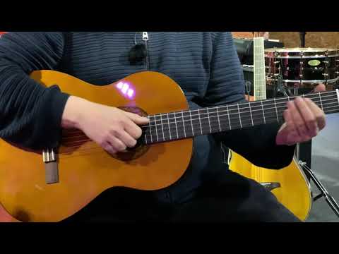 Yamaha C40II Klassinen espanjalainen kitara Aloituspaketti