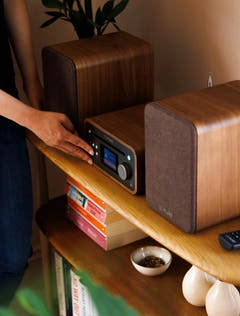Pure Classic Stereo Mini Hi-Fi System – DAB+, CD, Bluetooth, 40W, pähkinäpuu