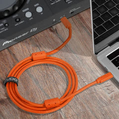 UDG Ultimate kaapeli USB 3.2 C-C oranssi suora 1,5m